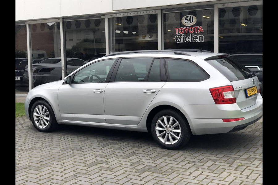 Škoda Octavia 1.2 TSI DSG Ambition Businessline | Navigatie, Cruise control, Parkeersensoren, Climate control, Privacy glass