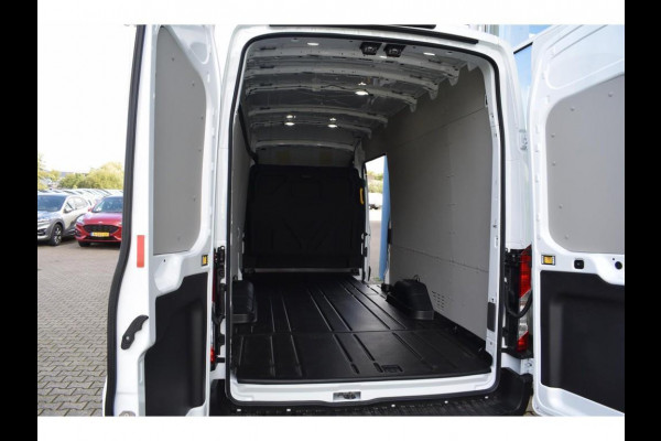 Ford Transit 350 2.0 TDCI L4H3 Trend RWD 170pk automaat! | Airco | Camera | Direct leverbaar