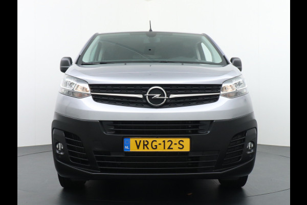 Opel Vivaro 2.0D 145pk 5pers D.C L3.H1 Navi Apple-Android Carplay Connected Trekhaak Camera Multi-Media SchuifDeur Betonplex-Vloer PDC ParkA Priv.Glass Mistlampen Licht+RegenSensor CruiseControl Uniek lengte 3 !!!! EURO 6  54.000 euro nieuw (inc btw/bpm) Org.NLSe auto 340Nm/2000rpm 2.500kg Trekvermogen!