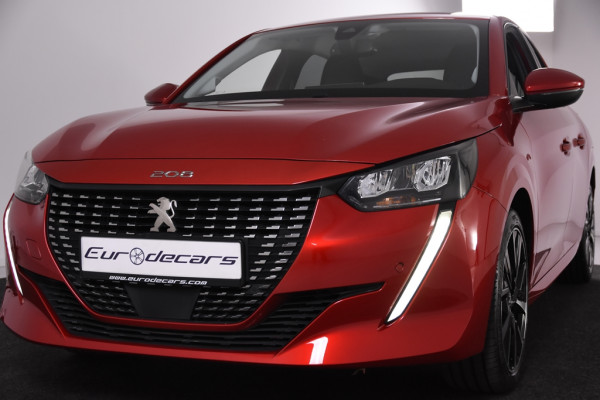 Peugeot 208 1.2 PureTech Allure *leer*Navigatie*Adaptive cruisecontrol*DAB