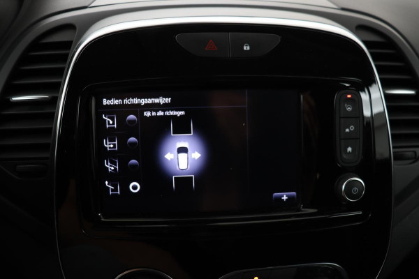 Renault Captur 1.2 TCe Intens | Automaat | Trekhaak | Stoelverwarming | Camera | Navigatie | Climate control | Park Assist | Carplay | Dodehoek detectie