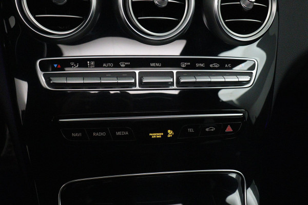 Mercedes-Benz C-Klasse Estate 160 Business Solution AMG Plus Upgrade Edition(NL-auto, 1e, Dealer OnderH, Panorama, Sfeerverlicht)
