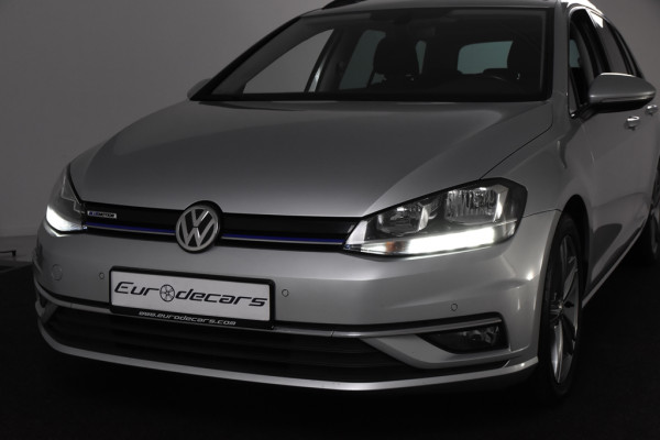 Volkswagen Golf 1.5 TSI Variant Join *Navigatie*Panoramadak*Camera*