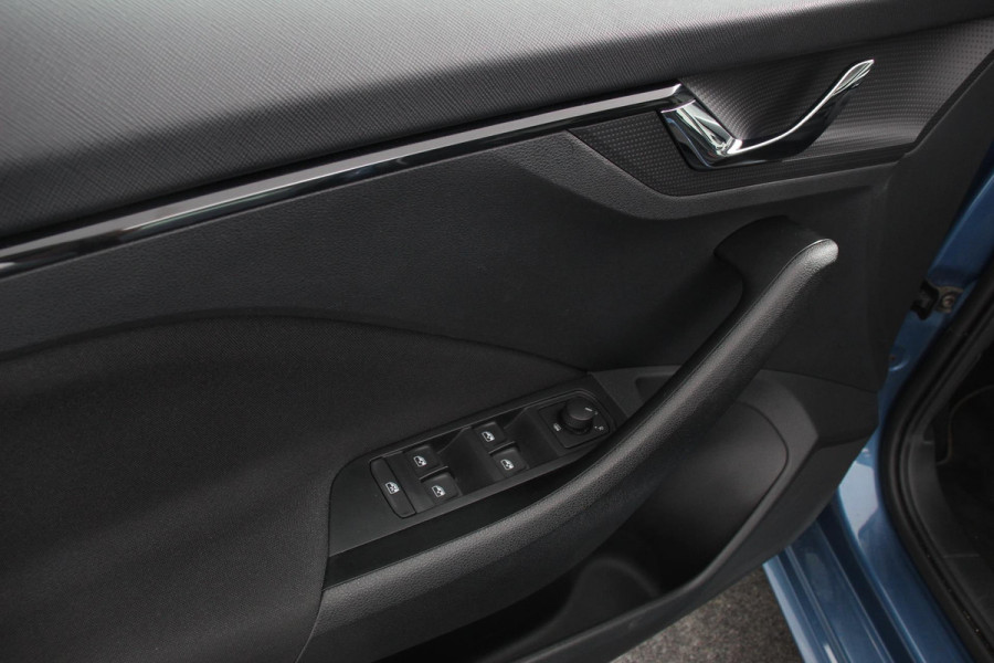 Škoda Kamiq 1.0 TSI 110pk DSG Dynamic | Navigatie | Apple Carplay/Android Auto | Camera | Adaptive Cruise Control | Stoelverwarming | Ledverlichting