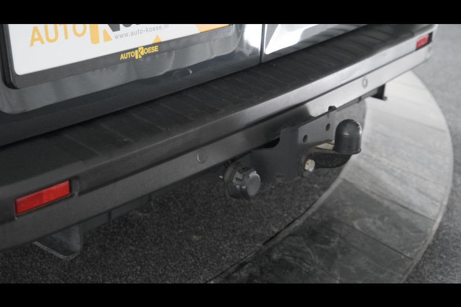 Renault Trafic 2.0 dCi 130 T30 L2H1 Work Edition | Trekhaak | Camera | Betimmering Laadruimte | Apple Carplay
