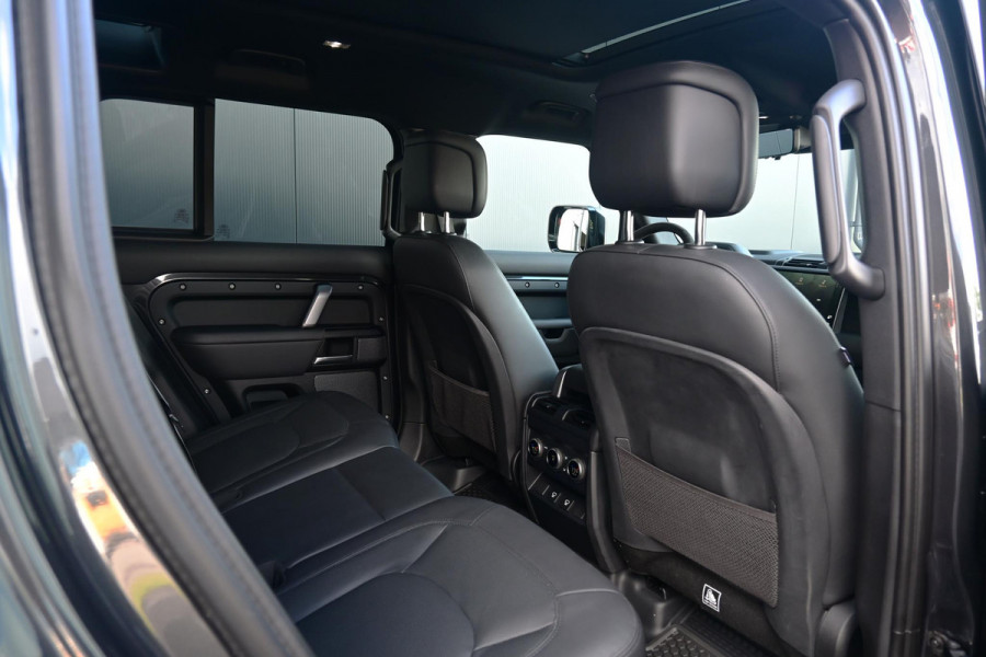 Land Rover Defender 5.0 P525 110 V8 URBAN *Quicksilver Uitlaat-Systeem / Meridian / Panorama / Memory / Stoelventilatie / VOSSEN*