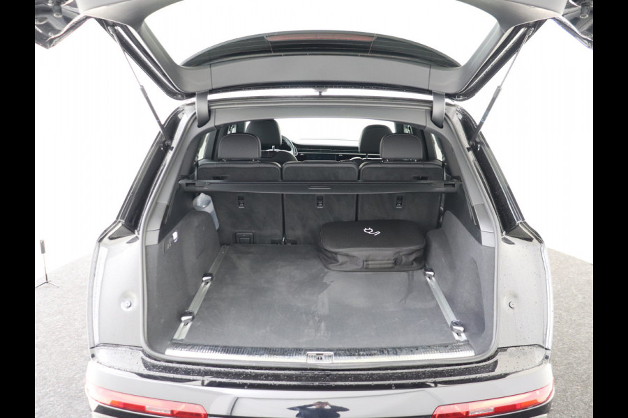 Audi Q7 55 TFSI e quattro Pro Line Plus Leder/Stof, Digitaal dashboard, Elektrisch verstelbare voorstoelen