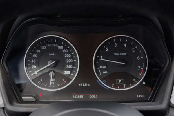 BMW X1 xDrive25i 231 PK Automaat, *2.000 KG Trekgewicht* Navigatie, Cruise Control, Head-Up, Sportstoelen, Harman-Kardon