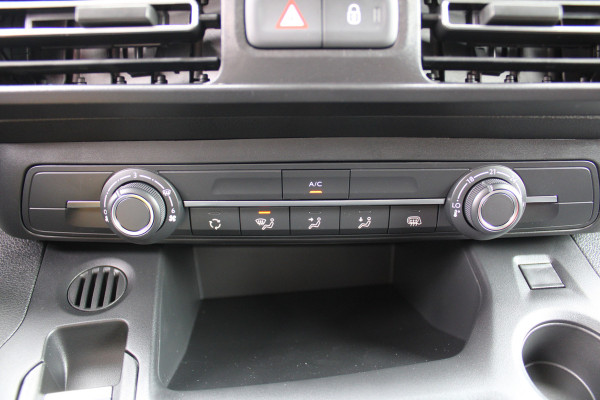 Fiat E-Doblò 136 L2 50 kWh | Airco | Navi | Reservewiel | Cruise | Klaptafels achterzijde voorstoelen | Comfort connect pakket |