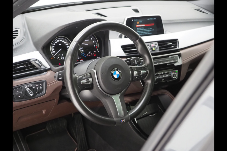 BMW X2 sDrive18i High Executive | Panoramadak | Leder | Climate | Cruise