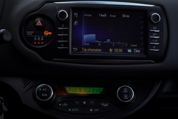 Toyota Yaris 1.5 VVT-i Active / Aut / Cruise / Trekhaak / LED