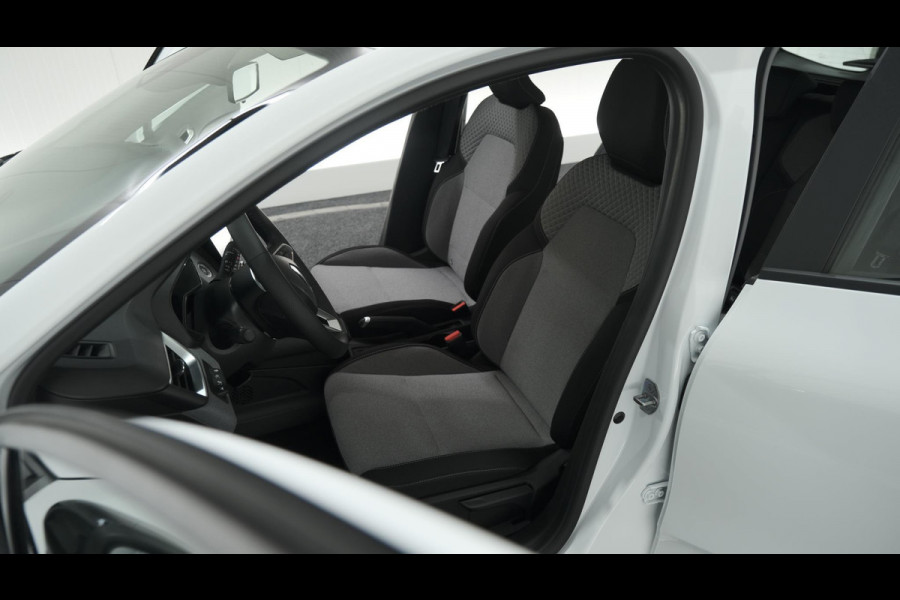 Renault Clio TCe 90 GPF Evolution | Apple Carplay | Climate Control | Parkeersensoren | Keyless Entry | Stoelverwarming