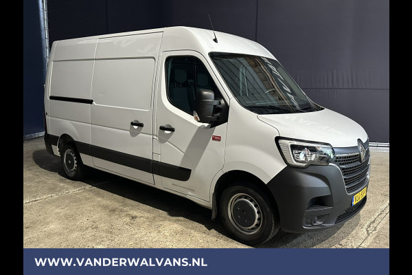 Renault Master 2.3 dCi 136pk L2H2 Euro6 Airco | Camera | Navigatie | 2500kg Trekhaak | Cruisecontrol Parkeersensoren, Bijrijdersbank