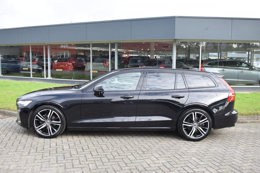 Volvo V60 B4 Mild Hybrid 211PK Automaat R-Design | BLIS | ACC | H&K | 19"LMV | Camera + PDC | Getint glas | Stoel/Stuur verwarming |