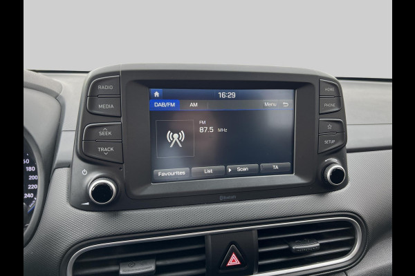 Hyundai Kona 1.0T Comfort | climate control | cruise control | parkeercamera | trekhaak |