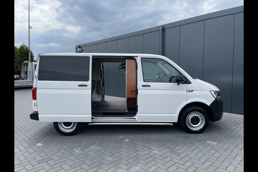 Volkswagen Transporter 2.0 TDI 102 PK / L1H1 / 2x SCHUIFDEUR / AIRCO / CRUISE / NAVI / CARPLAY