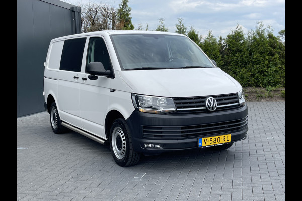 Volkswagen Transporter 2.0 TDI 102 PK / L1H1 / 2x SCHUIFDEUR / AIRCO / CRUISE / NAVI / CARPLAY