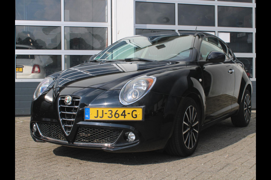 Alfa Romeo MiTo TwinAir Turbo Exclusive | Clima | Cruise | Leder | Navi | Priv glass | PDC