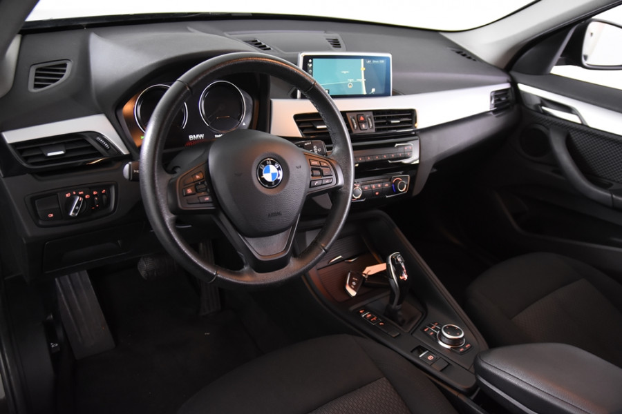 BMW X1 sDrive16d *Navigatie*Trekhaak*Park assist*