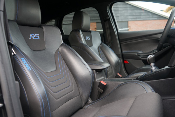 Ford Focus RS 2.3 EcoBoost AWD Drift-mode 350PK