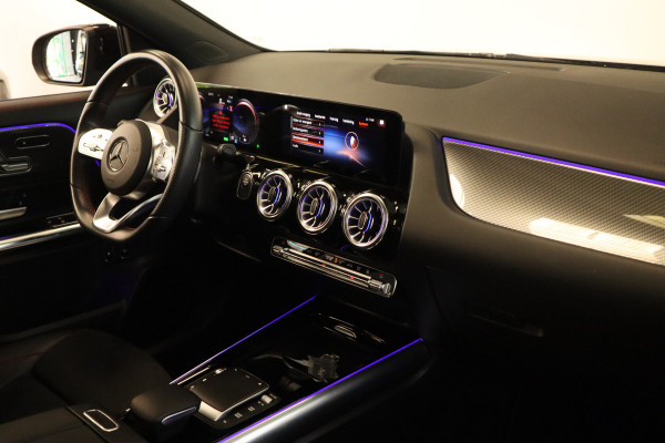 Mercedes-Benz GLA 250 e AMG Line Panoramadak Multibeam-led Navigatie