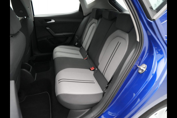 Seat Leon 1.5 eTSI 150pk DSG Style Navi via App Clima Privacy Glas Winterpakket 58