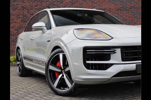 Porsche Cayenne Turbo E-Hybrid *Krijt*Chrono*Passagiersdisplay*