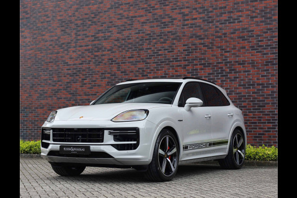 Porsche Cayenne Turbo E-Hybrid *Krijt*Chrono*Passagiersdisplay*