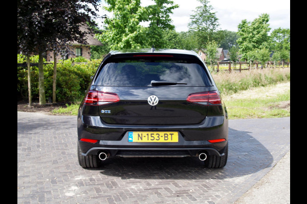 Volkswagen Golf 1.4 TSI PHEV GTE | 6-DSG | Virtual cockpit | Cruise control | Apple Carplay | Full-Map Navigatie |