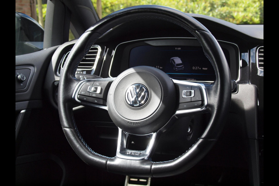 Volkswagen Golf 1.4 TSI PHEV GTE | 6-DSG | Virtual cockpit | Cruise control | Apple Carplay | Full-Map Navigatie |