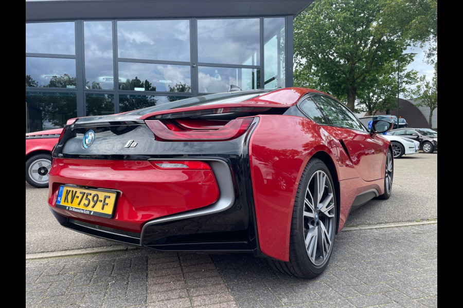 BMW i8 1.5 ORG. NL. NAP KM. | PROTONIC RED EDITION | BMW DEALER ONDERHOUDEN | LIEFHEBBERSAUTO