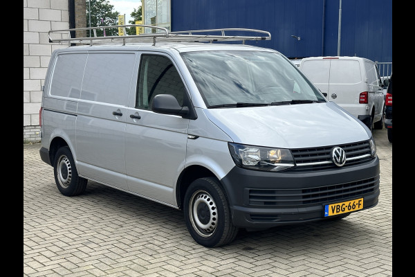 Volkswagen Transporter 2.0 TDI 150PK EURO6 L1H1 Trekhaak/navigatie/cruisecontrol