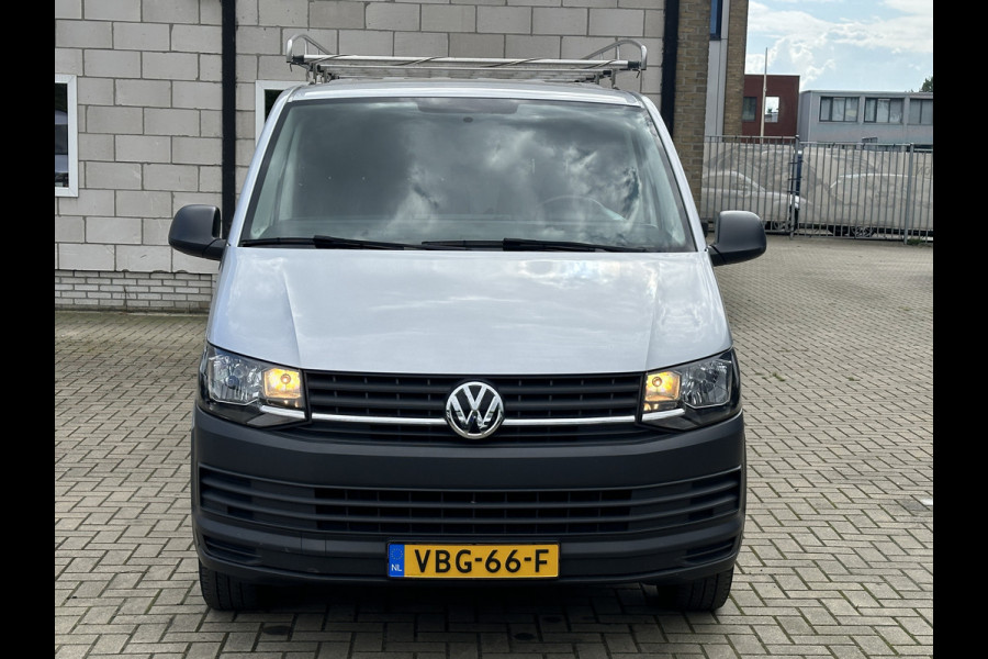 Volkswagen Transporter 2.0 TDI 150PK EURO6 L1H1 Trekhaak/navigatie/cruisecontrol