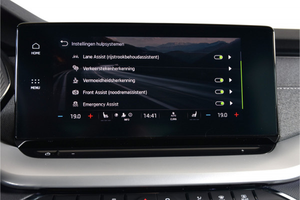 Škoda Octavia Combi 1.5 e-TSI 150 PK Business Edition Plus - DSG Automaat | Dig. Cockpit | Adapt. Cruise | Stoel-+Stuurverw. | Camera | PDC | App. Connect | Auto. Airco | LM 18"| 5058