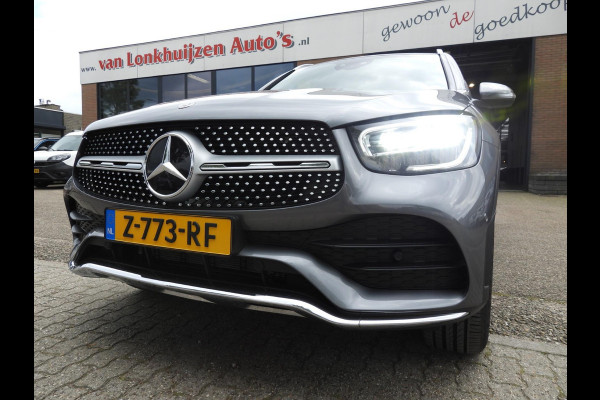 Mercedes-Benz GLC 300e 4MATIC AMG NAVI/CAMERA/MATRIX LED/19"LMV!