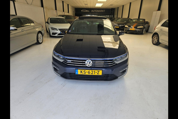 Volkswagen Passat 1.4 TSI GTE Virtual cockpit Panoramadak