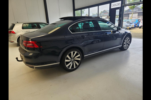 Volkswagen Passat 1.4 TSI GTE Virtual cockpit Panoramadak