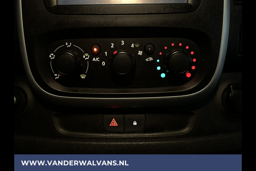 Renault Trafic 1.6 dCi 126pk L2H1 Euro6 Airco | Imperiaal | Cruisecontrol | Trekhaak Parkeersensoren, Bijrijdersbank