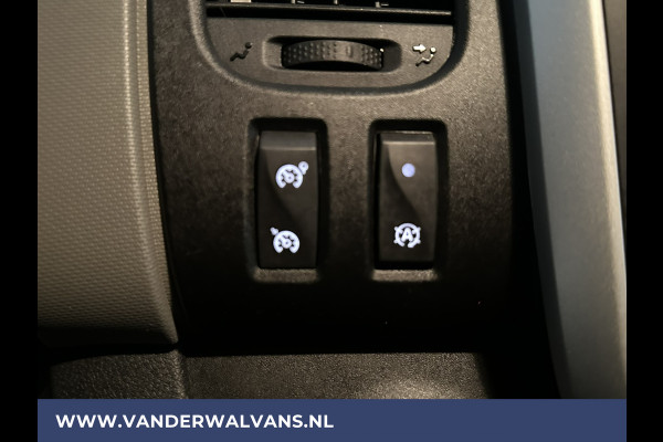 Renault Trafic 1.6 dCi 126pk L2H1 Euro6 Airco | Imperiaal | Cruisecontrol | Trekhaak Parkeersensoren, Bijrijdersbank