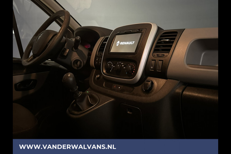 Renault Trafic 1.6 dCi 126pk L2H1 Euro6 Airco | Imperiaal | Cruisecontrol | Trekhaak Parkeersensoren, Bijrijdersbank