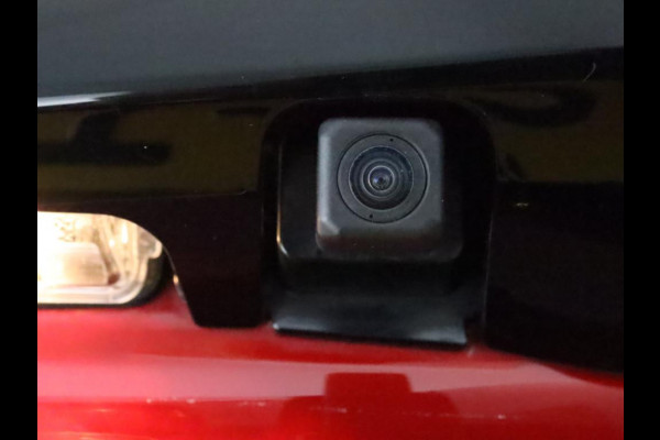Toyota Yaris 1.5 HYBRID BI-TONE AUTOMAAT NAVIGATIE BIJNA 2023 GARANTIE TOT 2033* Camera  Bluetooth. Allseason banden !