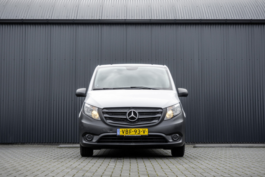 Mercedes-Benz Vito **111 CDI L2H1 | Euro 6 | Cruise | A/C | Trekhaak | 3-Persoons**