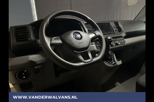 Volkswagen Crafter 2.0 TDI 140pk L3H3 L2H2 Euro6 Airco | Navigatie | 3000kg Trekhaak | Cruisecontrol Apple Carplay, Android Auto, Chauffeursstoel, Parkeersensoren, Bijrijdersbank