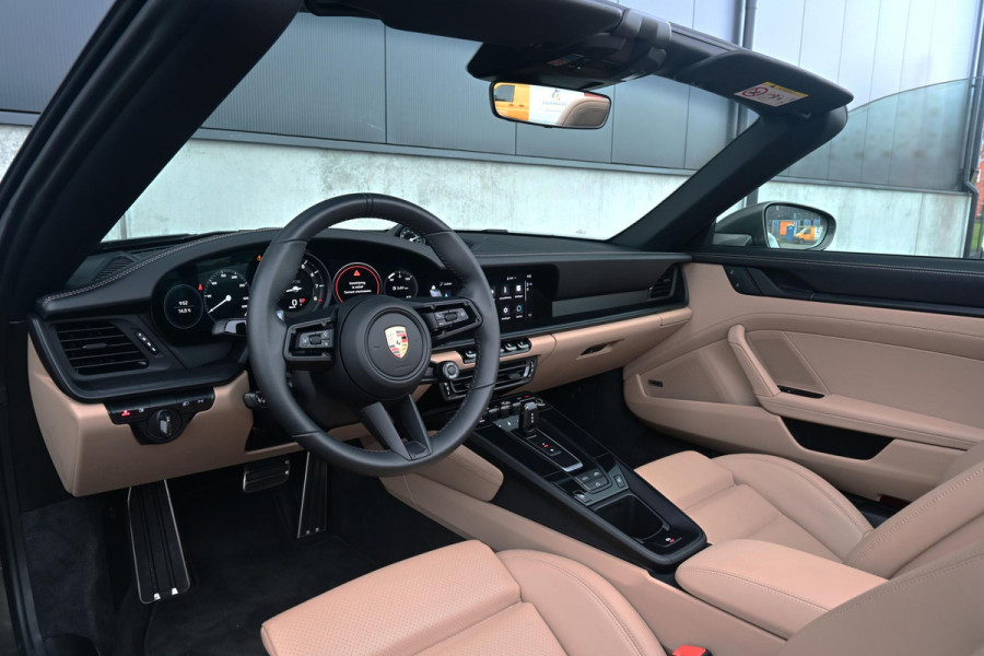 Porsche 911 Cabrio 3.0 Carrera 4 GTS *Sport-Design / Lift-Systeem / Vierwielbesturing / BOSE / Surround View / Keyless*