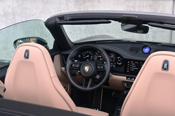 Porsche 911 Cabrio 3.0 Carrera 4 GTS *Sport-Design / Lift-Systeem / Vierwielbesturing / BOSE / Surround View / Keyless*