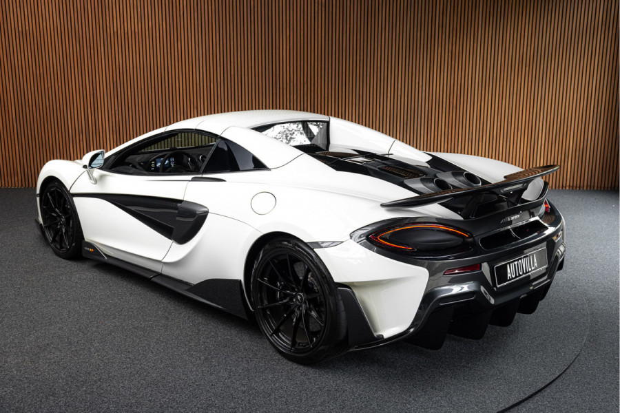 McLaren 600LT Spider 3.8 V8 Lift Vol Alcantara Sportstoelen