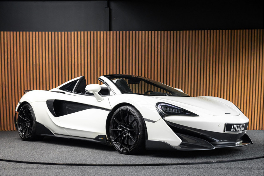 McLaren 600LT Spider 3.8 V8 Lift Vol Alcantara Sportstoelen