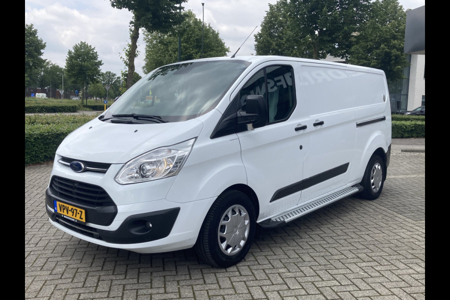 Ford Transit Custom 290 2.0 TDCI L2H1 Trend 130pk/96kW Automaat | 2x zijschuifdeur! | Trekhaak | Sidesteps | Houten vloer | Voorruitverwarming | etc. etc. AUTOMAAT!