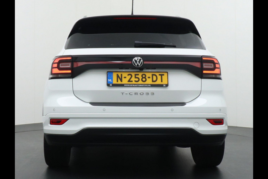 Volkswagen T-Cross 1.5 TSI Style Business R VIRTUAL DASH | BEATS AUDIO | CAMERA | KEYLESS