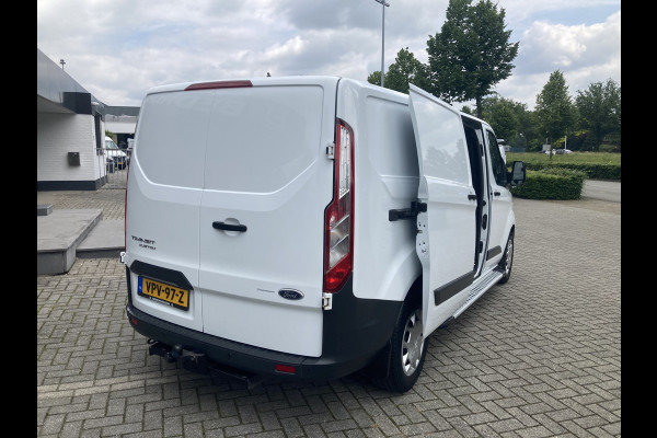 Ford Transit Custom 290 2.0 TDCI L2H1 Trend 130pk/96kW Automaat | 2x zijschuifdeur! | Trekhaak | Sidesteps | Houten vloer | Voorruitverwarming | etc. etc. AUTOMAAT!